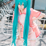 初音ミク「スペイシー・ナース」／画像提供：しらゆき