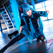 初音ミク「恋は戦争」／画像提供：まきこ