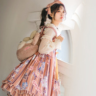 日夜ゲームで戦う可憐な中国ロリータモデル・園kamiを直撃！『王者栄耀』でどこまで強くなれる？【写真21枚】