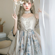 日夜ゲームで戦う可憐な中国ロリータモデル・園kamiを直撃！『王者栄耀』でどこまで強くなれる？【写真21枚】