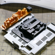 バンダイ2/5「セガサターン」プラモレビュー……90年代ゲームハードが模型として蘇る【ゲーム系プラモって実際どう？】