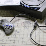 バンダイ2/5「セガサターン」プラモレビュー……90年代ゲームハードが模型として蘇る【ゲーム系プラモって実際どう？】