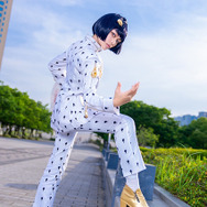 ブチャラティ『ジョジョの奇妙な冒険』／撮影：tama（@tama_0811_）