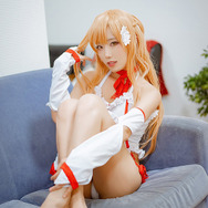 アスナ（水着）／画像提供：切切キリコ