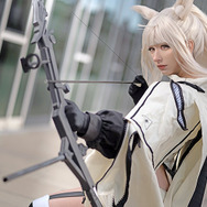 ケーキ姫@keekihimedesu プラチナ『アークナイツ』／画像提供：ケーキ姫