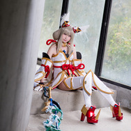 ふつれ（@_futsure_）_ニア『ゼノブレイド2』／撮影：demag（@demagr10）、衣装：サチコ（@sachiko1108）