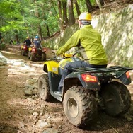 最高にタフなレースゲー『オーバーパス』はどれだけリアル？声優・白石稔と四輪バギーでオフロードを攻めてきた