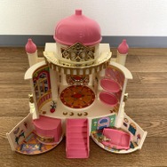 3,000万円を投資したコレクターが語る「セーラームーン」!Vol.5 記念すべきSFC初作品に思わずドキッ!激レアグッズ「ムーンキャッスル」も合わせて紹介