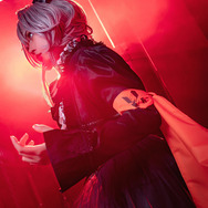 『アークナイツ』タルラ／モデル：KAPI （@KAPI_827MP）、撮影：乃木章（@Osefly）