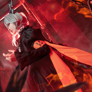 『アークナイツ』タルラ／モデル：KAPI （@KAPI_827MP）、撮影：乃木章（@Osefly）、レタッチ：冥音（@Mingyincoser）