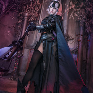 『Fate/Grand Order』ジャンヌ・ダルク［オルタ］／撮影：えふはち（@f8iso100）