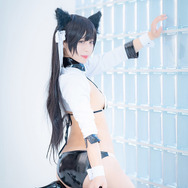 『アズールレーン』愛宕（制服ver.）／画像提供：さとはる