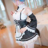 スマホアプリ『Re:ゼロから始める異世界生活 Lost in Memories』配信間近！双子メイド・レムの可憐なコスプレをお届け【写真32枚】