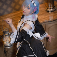 スマホアプリ『Re:ゼロから始める異世界生活 Lost in Memories』配信間近！双子メイド・レムの可憐なコスプレをお届け【写真32枚】