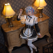 スマホアプリ『Re:ゼロから始める異世界生活 Lost in Memories』配信間近！双子メイド・レムの可憐なコスプレをお届け【写真32枚】