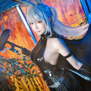 『アークナイツ』サベージ／モデル：箱ネコ、撮影：乃木章