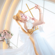 『美少女戦士セーラームーン』プリンセス・セレニティ/モデル:KAPI、撮影:乃木章