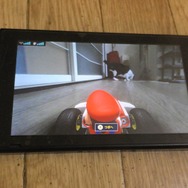 『マリオカート ライブ ホームサーキット』で飼い猫を眺めてみた！ 低視点がこれまでにない新鮮さを生み、猫はいつも通り気まぐれ・・・