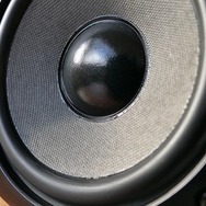 PCゲームにおすすめ!ゲーミングスピーカー10選─音質だけでなく予算や設置スペースについても解説