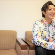 【インタビュー】つるの剛士が語る女性向けコンテンツ の魅力とはーー【2.85次元】教育番組パロディショー「うたってにこりん☆」インタビュー