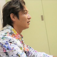 【インタビュー】つるの剛士が語る女性向けコンテンツ の魅力とはーー【2.85次元】教育番組パロディショー「うたってにこりん☆」インタビュー