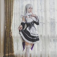 モデル：箱ネコ／撮影：乃木章