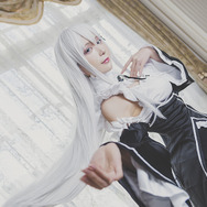 モデル：箱ネコ／撮影：乃木章