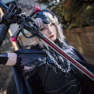 ジャンヌ・ダルク〔オルタ〕『Fate/Grand Order』/モデル:悠々梨(Twitter:@Ulixxcos)