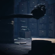 『リトルナイトメア2』不気味さを禁じ得ない「学校」のプレイ映像公開―首を伸ばす「先生」はただただ恐怖