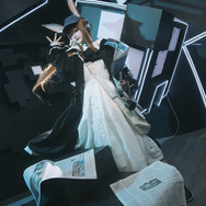 『アークナイツ』アーミヤ（コーデ「新聞配達員」）／撮影：KK-kkkk