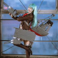 『艦隊これくしょん -艦これ-』鈴谷改二／モデル：KAPI、撮影：乃木章