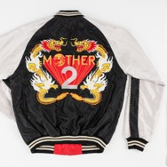 『MOTHER2』関係者のみに配られた「伝説のスカジャン」2月25日発売決定！ 渾身の復刻品が8万8000円で販売