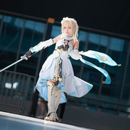 蛍／モデル：粛雨