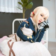 モデル：Shika／撮影：乃木章