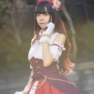 鈴鹿詩子（にじさんじ・Vチューバー、新デフォルト衣装）／モデル：杏奈