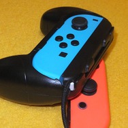 “ニンテンドースイッチ”ライフを100円均ショップでより快適に！グリップ力UP、ゲームカードをケースで整理、おすそわけ用ホルダーなど勢揃い