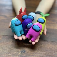 『Among Us』クルーもインポスターも握りつぶせる柔らかさ！可愛らしいスクイーズフィギュアが7月15日発売