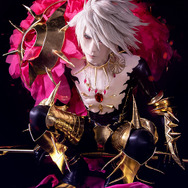 カルナ／モデル：良介（@ryomikk_a）、撮影：ちゆ（@cycycycy123）