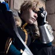 ガウェイン／モデル：よっしゐ（@41bibliothekcos）、撮影：骨（@As435256041）