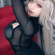 ジャンヌ・ダルク〔オルタ〕／モデル：天満月まさむ（@Masa_alter）、撮影：まりゐ （@5mry5）