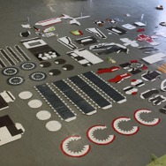 『ブラスターマスター ゼロ3』発売記念！「ソフィア-III」巨大ペーパークラフトに挑んだ編集者たちの物語【プロジェ〇トX】