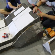 『ブラスターマスター ゼロ3』発売記念！「ソフィア-III」巨大ペーパークラフトに挑んだ編集者たちの物語【プロジェ〇トX】