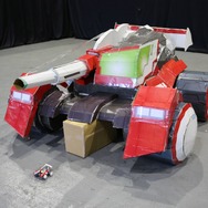 『ブラスターマスター ゼロ3』発売記念！「ソフィア-III」巨大ペーパークラフトに挑んだ編集者たちの物語【プロジェ〇トX】