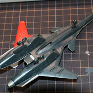 『エースコンバット』プラモデル1/144「ADFX-01」レビュー！LEDでレーザー照射表現が映える