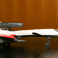 『エースコンバット』プラモデル1/144「ADFX-01」レビュー！LEDでレーザー照射表現が映える