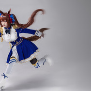 コスプレ】『ウマ娘』緋色の女王・ダイワスカーレットが凛々しく