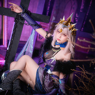 『ラングリッサー モバイル 中国版』リコリス（方舟の聖女）／モデル：六二二、撮影：叶玄XO