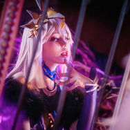 『ラングリッサー モバイル 中国版』リコリス（方舟の聖女）／モデル：六二二、撮影：叶玄XO