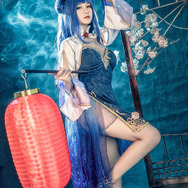 伊吹（新年チャイナドレス）『アズールレーン』／モデル：cancan苺苺