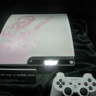【TGS2009】250GBのHDDを搭載!『FFXIII』限定モデルのPS3を展示、エリクサーのデザイン缶も公開